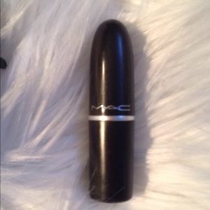 MAC lipstick in the shade Hot Gossip